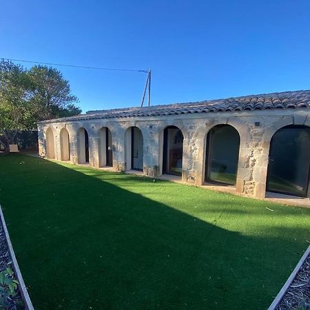 Maison En Pierre A Clermont-L'Herault Brignac  Экстерьер фото