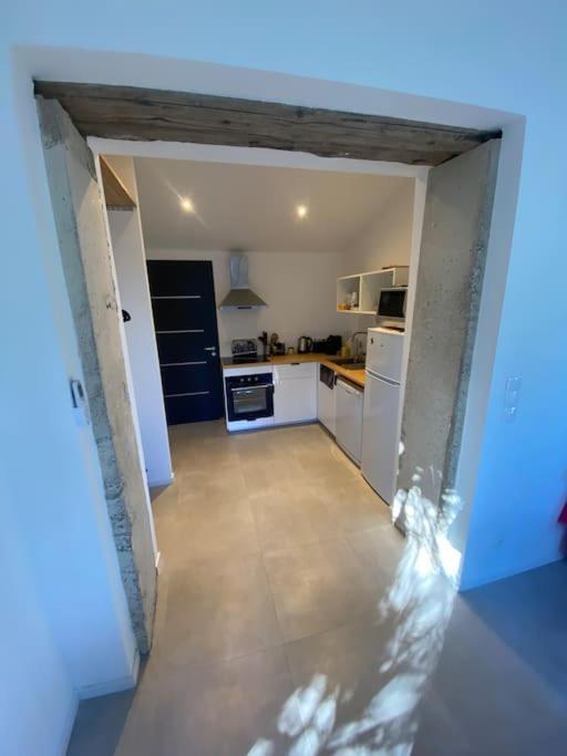 Maison En Pierre A Clermont-L'Herault Brignac  Экстерьер фото